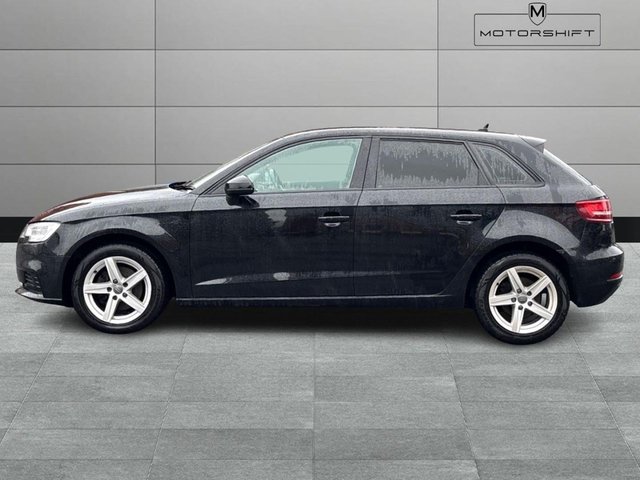 2017 AUDI A3 - Photo 6