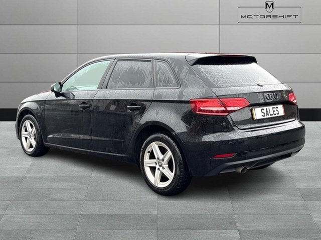 2017 AUDI A3 - Photo 9