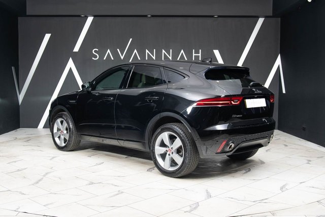 2019 JAGUAR E-PACE - Photo 10