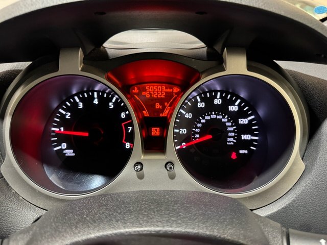 2013 NISSAN JUKE 1.6 Acenta Premium SUV 5dr Petrol CVT Euro 5 (117 ps) - Photo 11