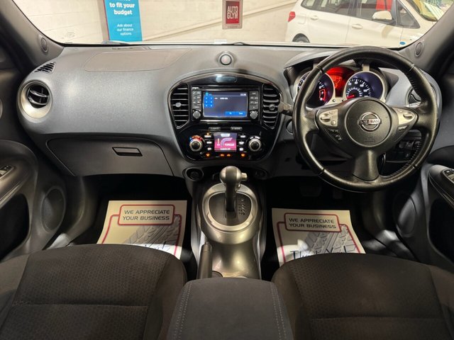 2013 NISSAN JUKE 1.6 Acenta Premium SUV 5dr Petrol CVT Euro 5 (117 ps) - Photo 4