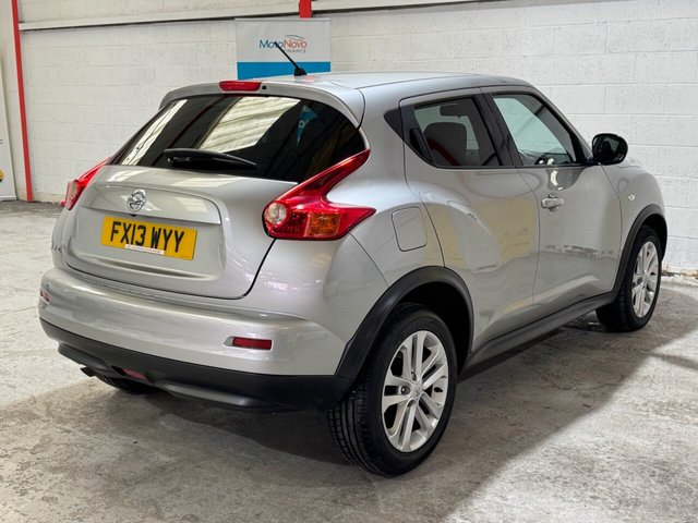 2013 NISSAN JUKE 1.6 Acenta Premium SUV 5dr Petrol CVT Euro 5 (117 ps) - Photo 6