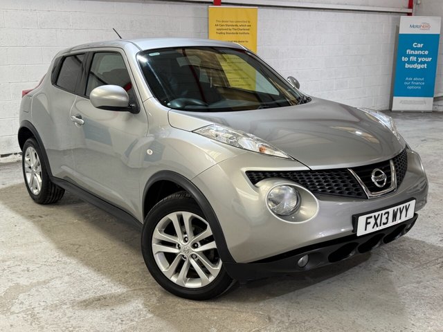 2013 NISSAN JUKE 1.6 Acenta Premium SUV 5dr Petrol CVT Euro 5 (117 ps)