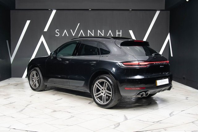 2018 PORSCHE MACAN - Photo 10
