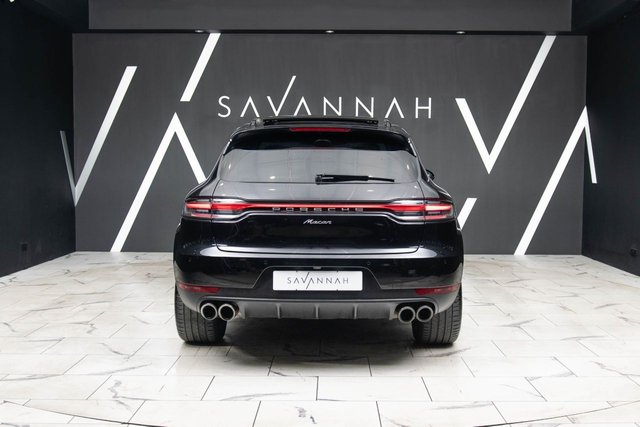 2018 PORSCHE MACAN - Photo 11