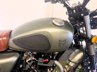 USED 2021 21 MUTT Hilts 125 125 Roadster/Retro Petrol Manual Retro Styled Spoke Wheels Blacked Out Features Nationwide Delivery, Warranty & Part Exchange Available