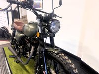 USED 2021 21 MUTT Hilts 125 125 Roadster/Retro Petrol Manual Retro Styled Spoke Wheels Blacked Out Features Nationwide Delivery, Warranty & Part Exchange Available
