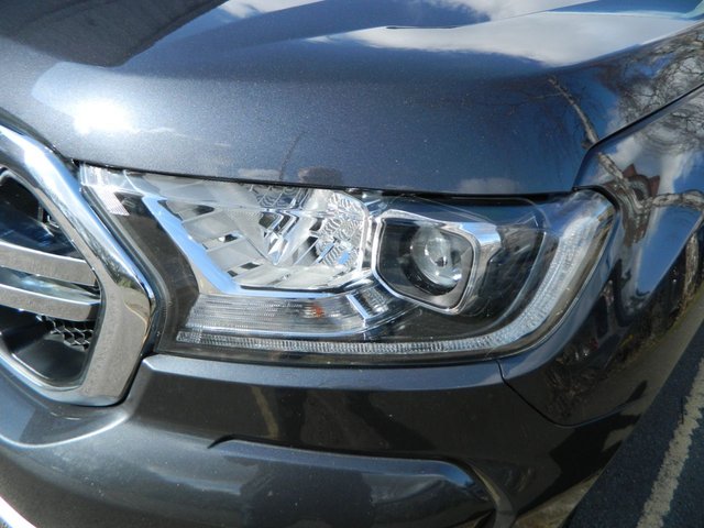 2021 Ford Ranger 2L Limited 4dr - Photo 8