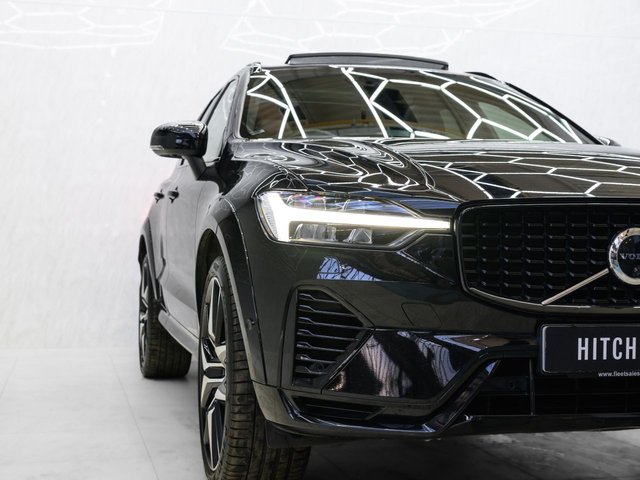 2021 VOLVO XC60 - Photo 2