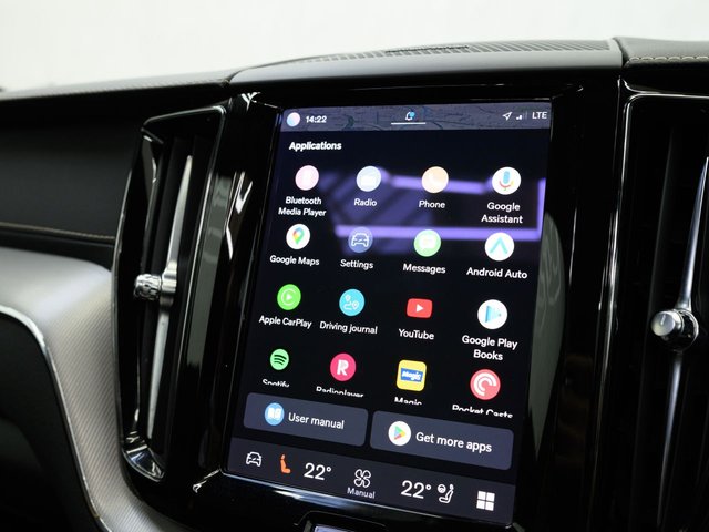 2021 VOLVO XC60 - Photo 8