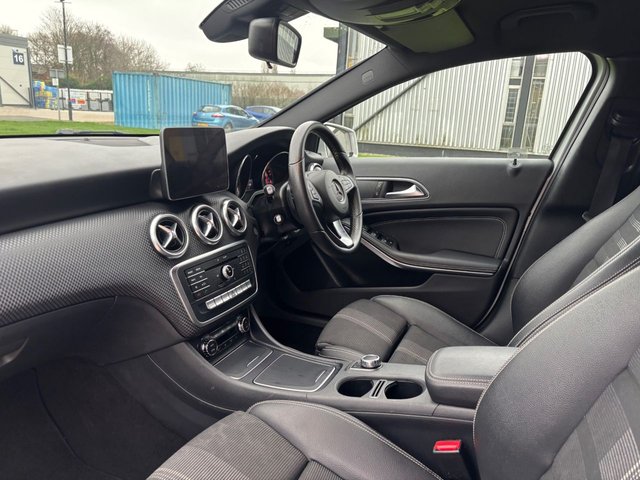 2018 MERCEDES-BENZ A-CLASS 1.6 A200 Sport Edition Hatchback 5dr Petrol 7G-DCT Euro 6 (s/s) (156 ps) - Photo 8