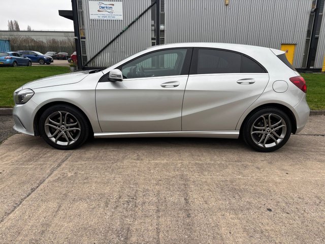 2018 MERCEDES-BENZ A-CLASS 1.6 A200 Sport Edition Hatchback 5dr Petrol 7G-DCT Euro 6 (s/s) (156 ps) - Photo 12