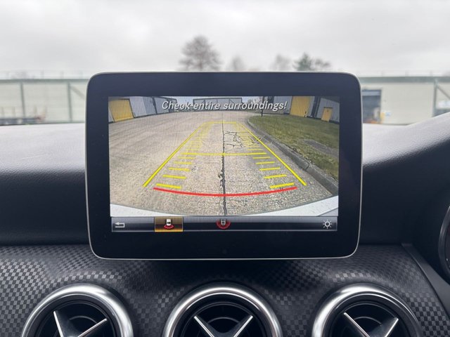 2018 MERCEDES-BENZ A-CLASS 1.6 A200 Sport Edition Hatchback 5dr Petrol 7G-DCT Euro 6 (s/s) (156 ps) - Photo 2