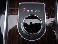 USED 2016 66 JAGUAR XF 2.0d Portfolio Saloon 4dr Diesel Auto Euro 6 (s/s) (180 ps)  FRONT & REAR PARK ASSIST WITH REVERSING CAMERA 