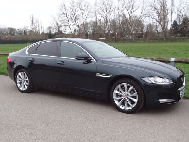 2016 JAGUAR XF - Photo 2