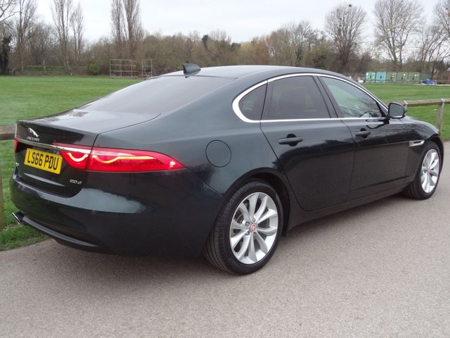 2016 JAGUAR XF - Photo 5