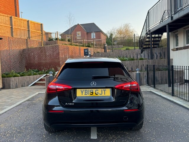 2019 Mercedes-Benz A-Class 1.3L Se 5dr - Photo 12