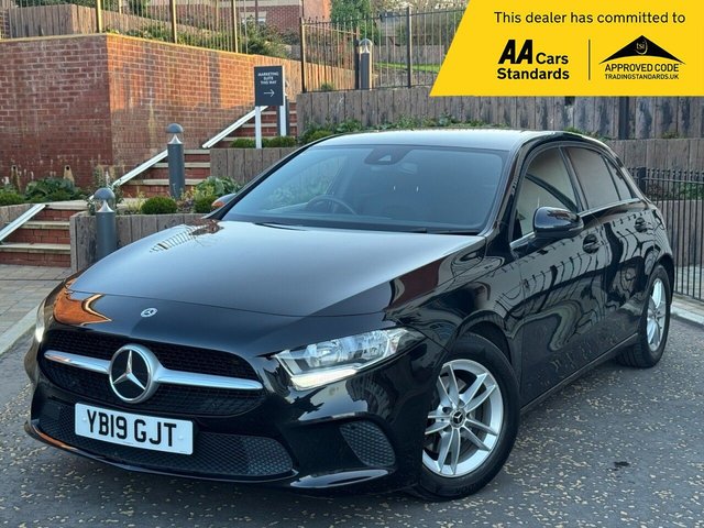 2019 Mercedes-Benz A-Class 1.3L Se 5dr - Photo 3