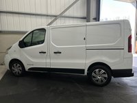 USED 2017 17 RENAULT TRAFIC 1.6 DCI ENERGY 125PS SWB BUSINESS+ - NO VAT 