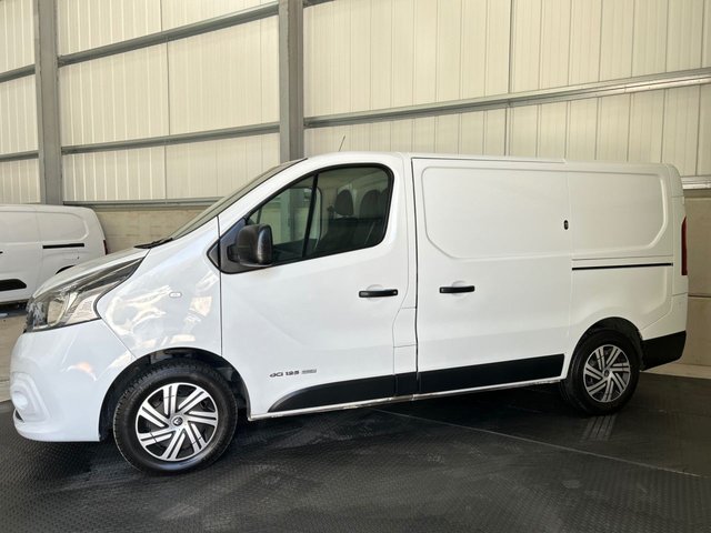 2017 RENAULT TRAFIC - Photo 7