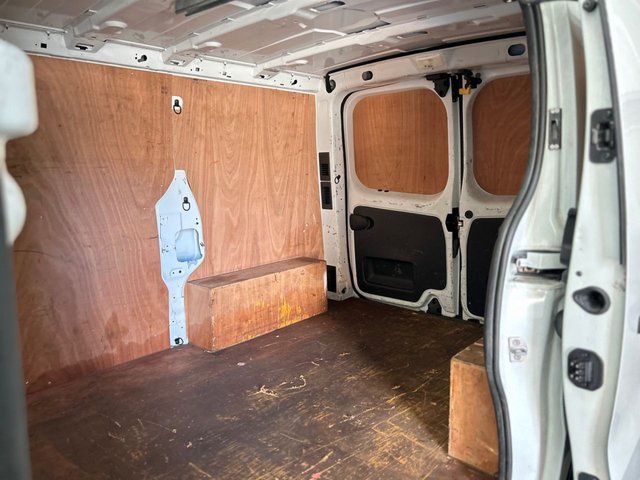 2017 RENAULT TRAFIC - Photo 10