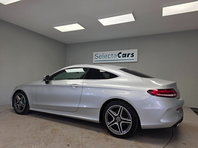 2019 MERCEDES-BENZ C-CLASS 2.0 C220d AMG Line Coupe 2dr Diesel G-Tronic+ Euro 6 (s/s) (194 ps) - Photo 2