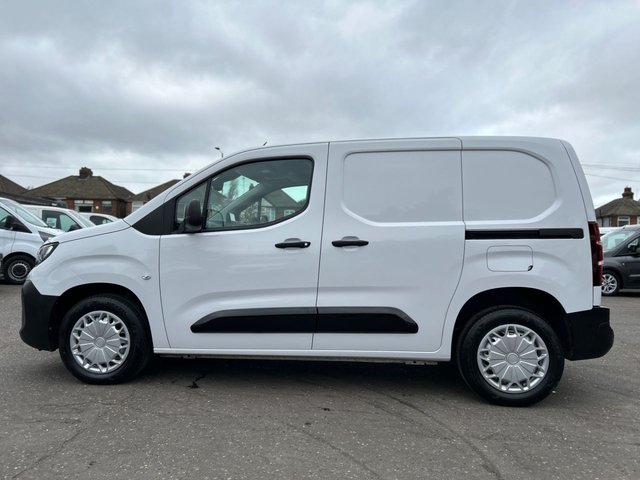 View our VAUXHALL COMBO