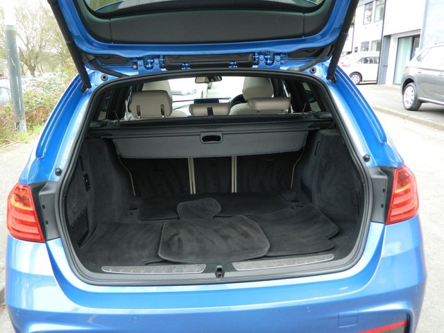 2014 BMW 3 Series 3L M Sport 5dr - Photo 11