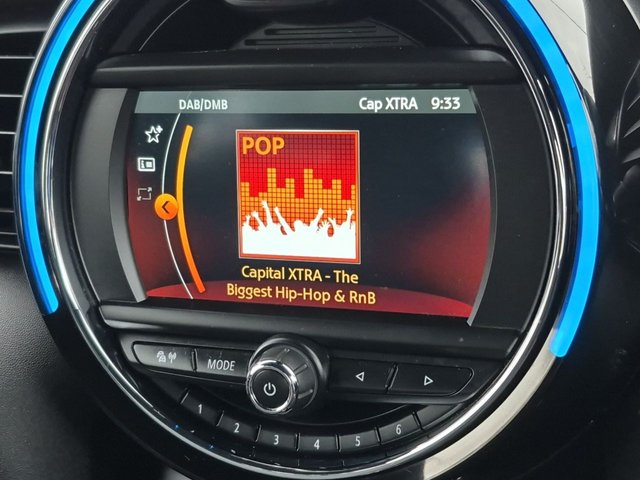 2019 MINI Hatch 2L Cooper S Sport 3dr - Photo 4