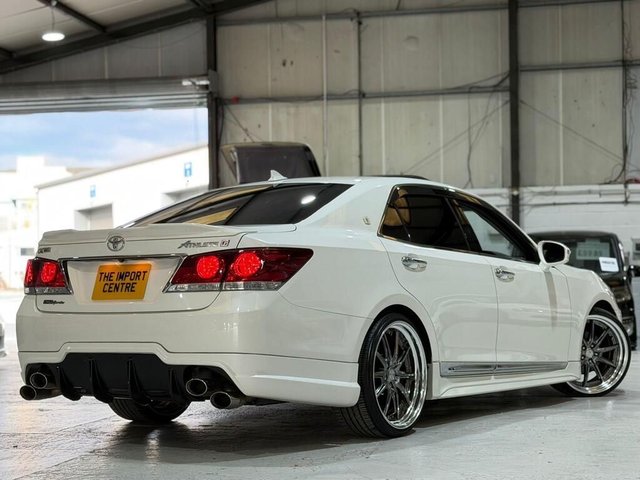 View our TOYOTA CROWN