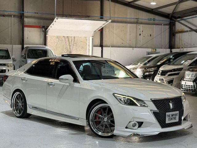 View our TOYOTA CROWN