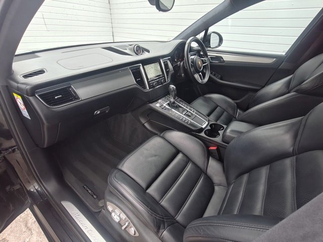 2014 PORSCHE MACAN - Photo 4