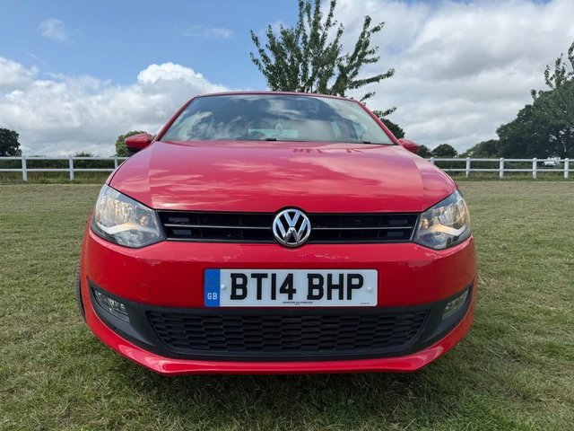 2014 VOLKSWAGEN POLO