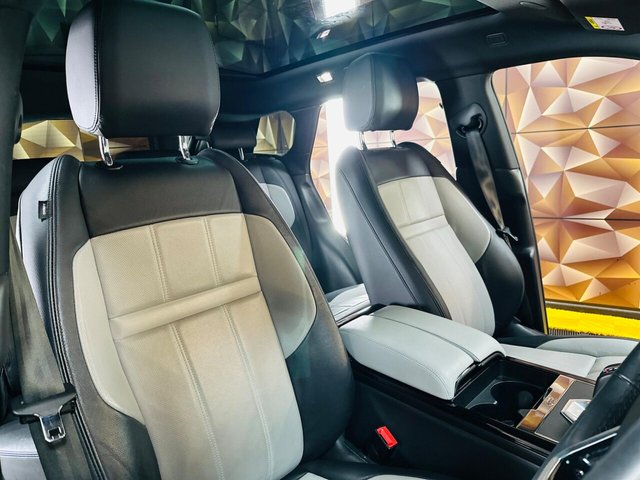 2022 Land Rover RANGE ROVER EVOQUE 1.5 P300e 12.2kWh R-Dynamic SE Auto 4WD Euro 6 (s/s) 5dr - Photo 10