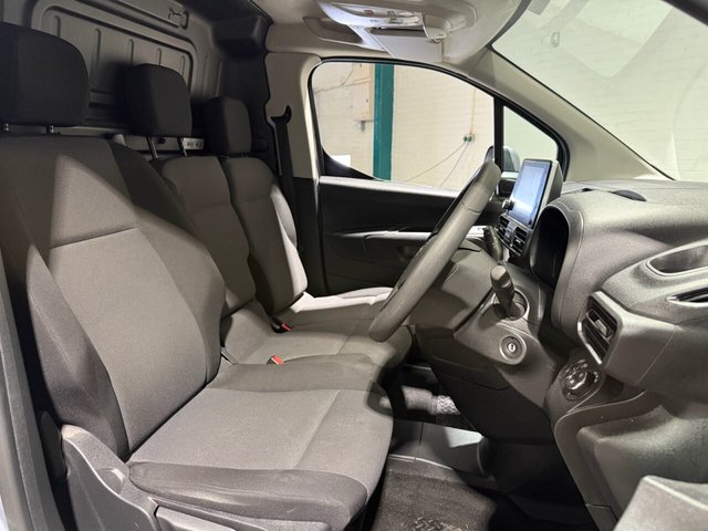 2021 VAUXHALL COMBO - Photo 6