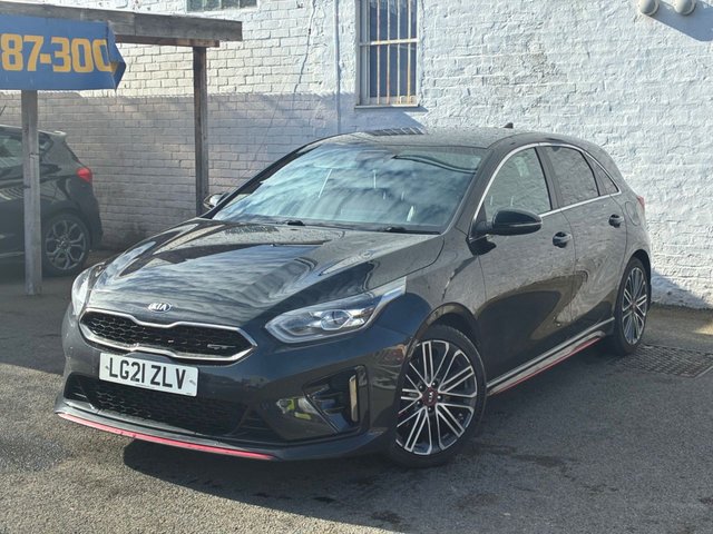 2021 Kia Ceed 1.6L Gt 5dr - Photo 3