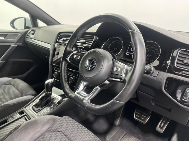 2018 Volkswagen Golf - Photo 10