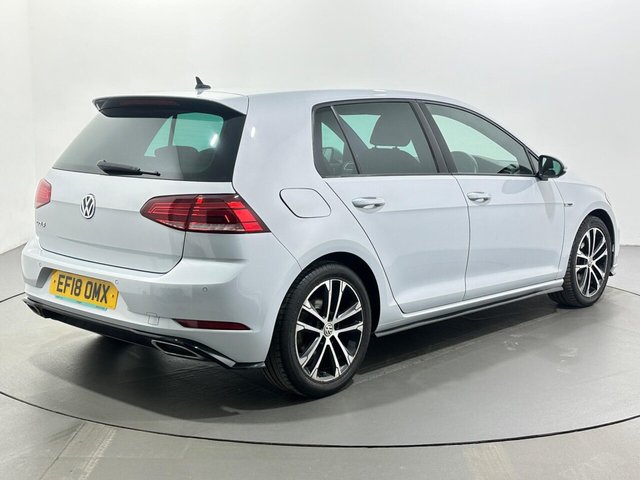 2018 Volkswagen Golf - Photo 8