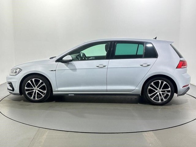 2018 Volkswagen Golf - Photo 5