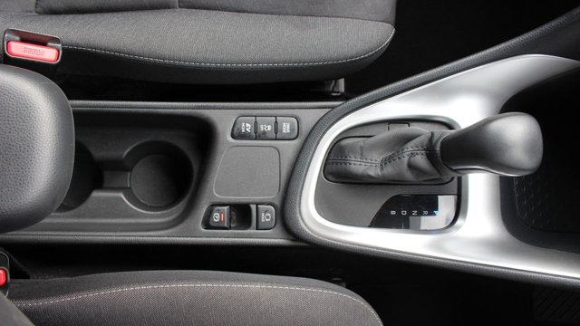 2022 TOYOTA YARIS (2022) - Photo 10