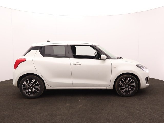 2022 Suzuki Swift 1.2L Sz-L 5dr - Photo 11