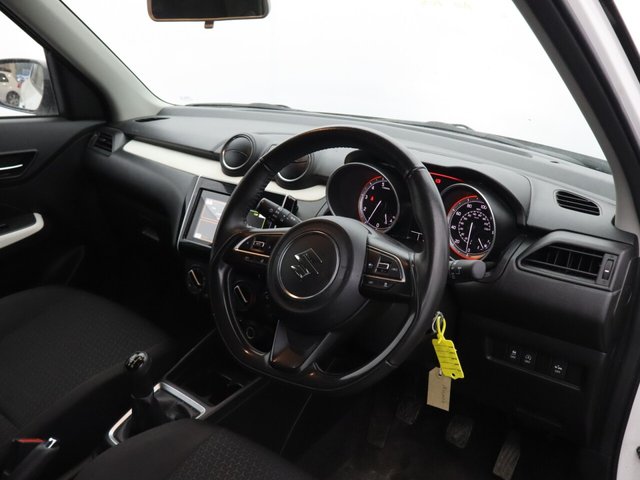 2022 Suzuki Swift 1.2L Sz-L 5dr - Photo 12