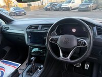 USED 2020 04 VOLKSWAGEN TIGUAN 2.0 TDI R-Line SUV 5dr Diesel DSG Euro 6 (s/s) (150 ps) 