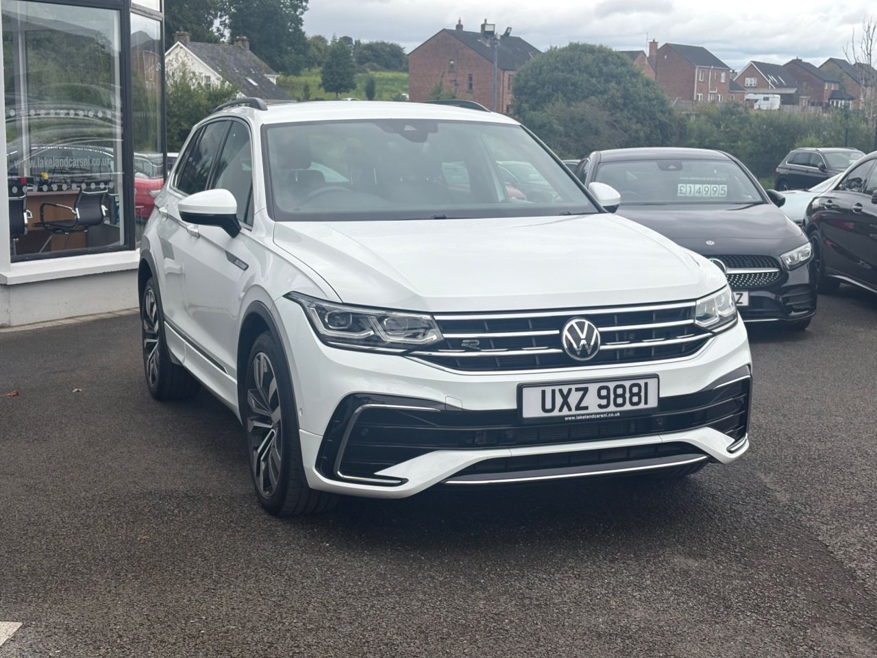 2020 VOLKSWAGEN TIGUAN 2.0 TDI R-Line SUV 5dr Diesel DSG Euro 6 (s/s) (150 ps) - vehicle photo 4 for sale on PureCar