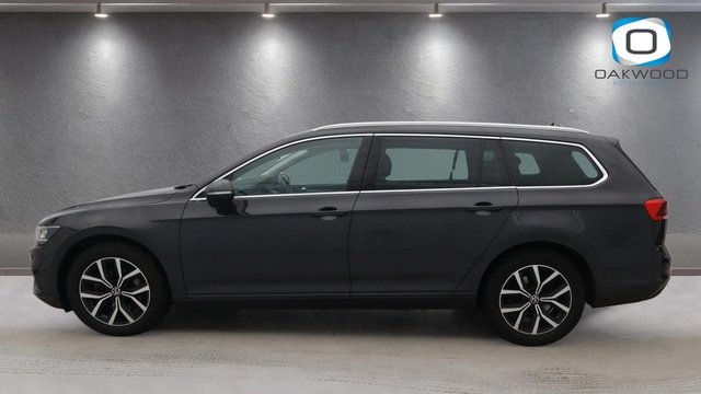 2021 Volkswagen Passat 2L Sel 5dr - Photo 6