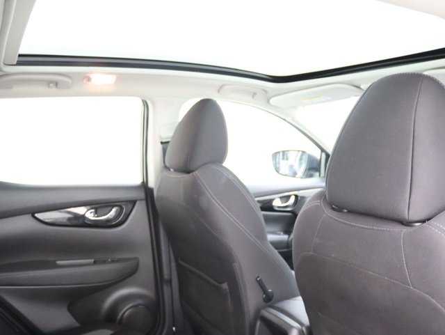 2019 Nissan Qashqai 1.3L N-Connecta 5dr - Photo 2