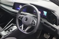 USED 2023 23 VOLKSWAGEN GOLF 1.5 eTSI MHEV R-Line Hatchback 5dr Petrol Hybrid DSG Euro 6 (s/s) (150 ps) KEYLESS START | PARKING SENSOR