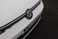 USED 2023 23 VOLKSWAGEN GOLF 1.5 eTSI MHEV R-Line Hatchback 5dr Petrol Hybrid DSG Euro 6 (s/s) (150 ps) KEYLESS START | PARKING SENSOR