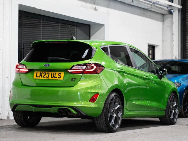 2023 Ford Fiesta 1.5L St-3 5dr - Photo 6