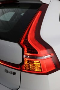 USED 2021 71 VOLVO XC60 2.0 B4 MHEV Momentum Auto AWD Euro 6 (s/s) 5dr SATNAV, CAMERA, HEATED SEATS